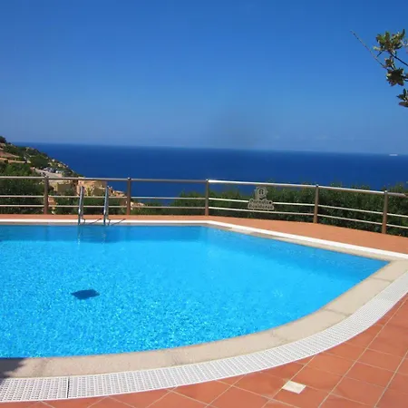 Casa Rosa Bianca * Costa Paradiso